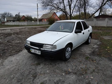 Авто Opel Vectra 1989 № 8164391