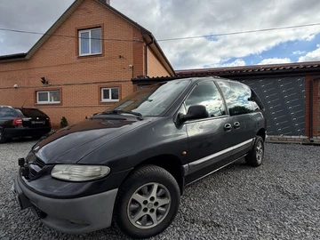 Авто Chrysler Voyager 2000 № 8164401