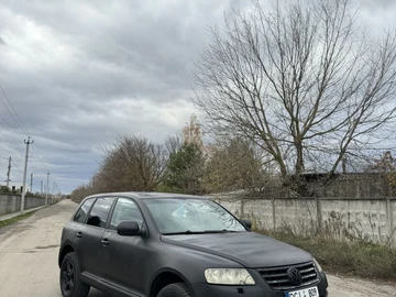 Авто Volkswagen Touareg 2003 № 8164405