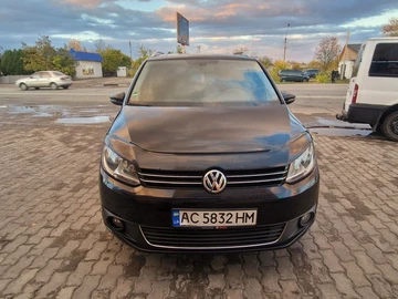 Авто Volkswagen Touran 2011 № 8164659