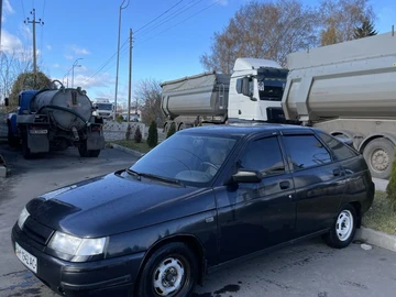 Авто ВАЗ 2112 2005 № 8165836
