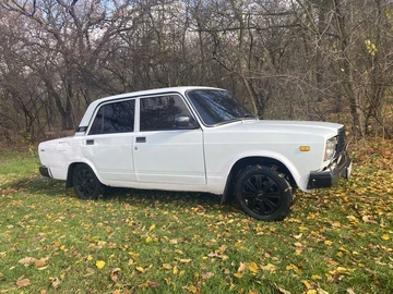 Авто ВАЗ 2107 2003 № 8165842
