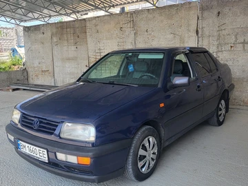 Авто Volkswagen Vento 1994 № 8165953