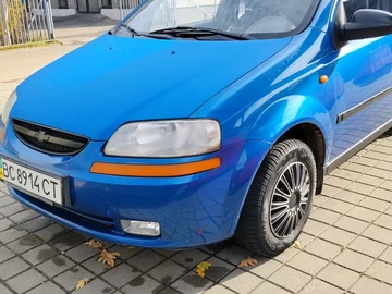 Авто Chevrolet Aveo 2005 № 8166236