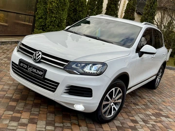 Авто Volkswagen Touareg 2014 № 8166243