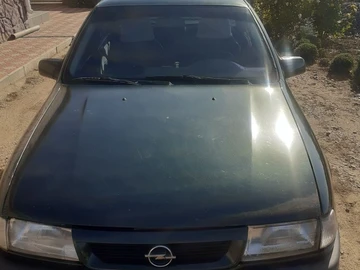 Авто Opel Vectra 1995 № 8166250