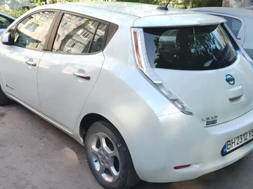 Авто Nissan Leaf 2012 № 8166397