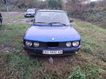 Авто BMW 5 Серия 1984 № 8166406
