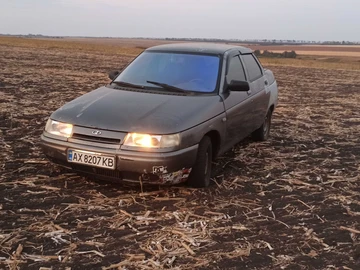 Авто ВАЗ 2110 2002 № 8166694