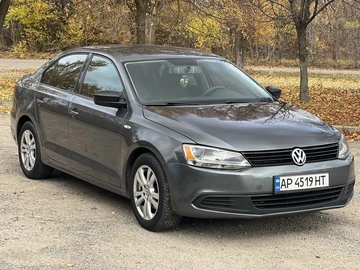 Авто Volkswagen Jetta 2012 № 8166703