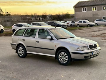 Авто Skoda Octavia 2001 № 8166745