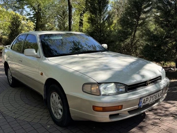Авто Toyota Camry 1995 № 8166911