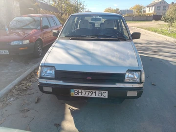Авто Mitsubishi Space Wagon 1988 № 8167021