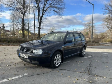 Авто Volkswagen Golf 1999 № 8167037
