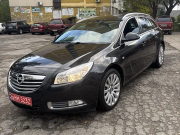 Авто Opel Insignia 2011 № 8167043