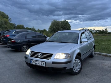Авто Volkswagen Passat Variant 2004 № 8167265