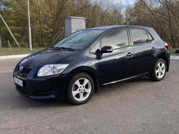 Авто Toyota Auris 2011 № 8167269