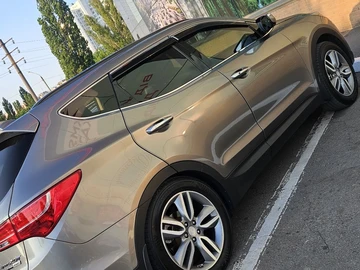 Авто Hyundai Santa Fe 2016 № 8167347