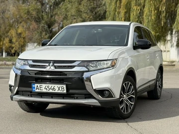 Авто Mitsubishi Outlander 2015 № 8167359