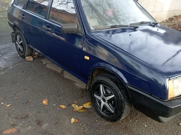 Авто ВАЗ 2109 1990 № 8167368