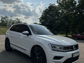 Авто Volkswagen Tiguan 2017 № 8167470