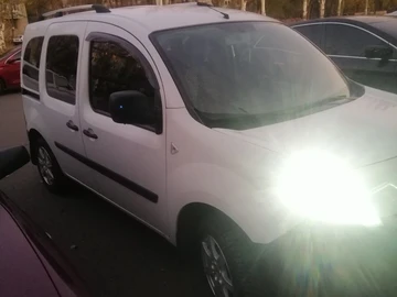 Авто Renault 4 2010 № 8167601