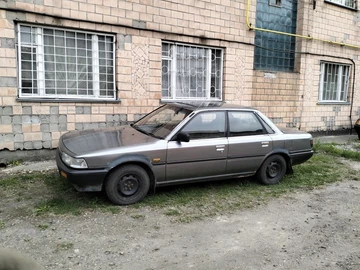 Авто Toyota Camry 1990 № 8167650