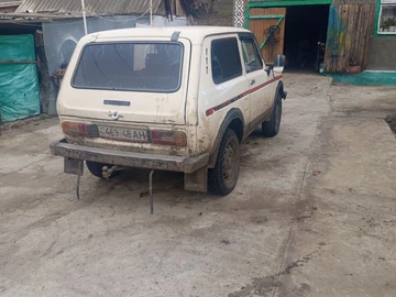 Авто ВАЗ 2121 1992 № 8167775