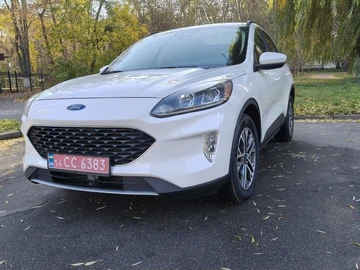 Авто Ford Escape 2020 № 8167948