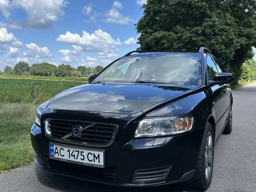 Авто Volvo V50 2008 № 8168379