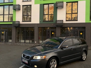Авто Volvo V50 2008 № 8168558