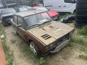 Авто ВАЗ 2107 1985 № 8168808