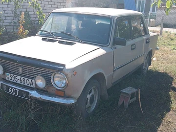 Авто ВАЗ 2101 2000 № 8169082