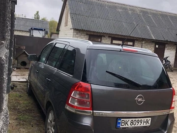 Авто Opel Zafira 2010 № 8169366