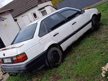 Авто Volkswagen Passat Cc 1991 № 8169390