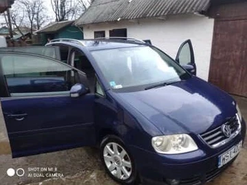 Авто Volkswagen Touran 2003 № 8169394