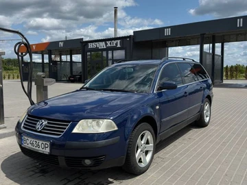 Авто Volkswagen Passat Hatchback 2002 № 8169460