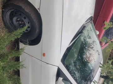 Авто Daewoo Nubira 1998 № 8169841