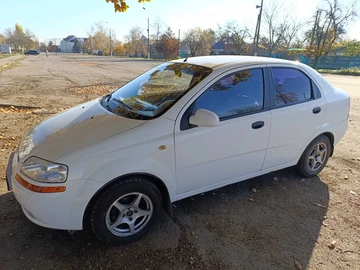 Авто Chevrolet Aveo 2004 № 8169894