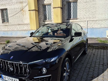 Авто Maserati Levante 2019 № 8169936