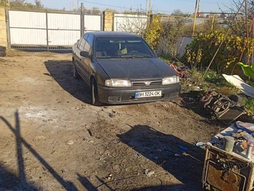 Авто Nissan Primera 1985 № 8170027