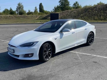 Авто Tesla Model S 2018 № 8170064