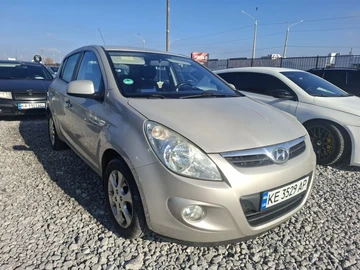 Авто Hyundai I20 2009 № 8170076