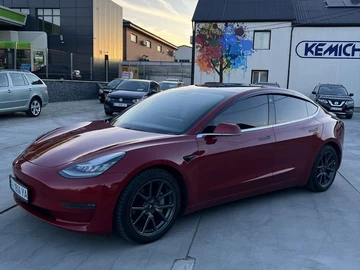 Авто Tesla Model 3 2018 № 8170086