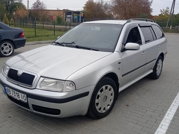 Авто Skoda Octavia 2002 № 8170200