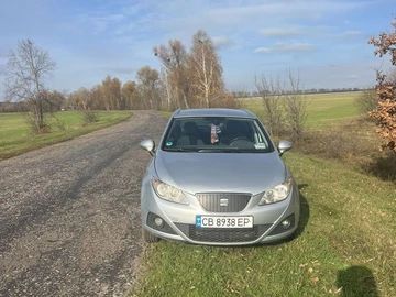 Авто SEAT Ibiza 2010 № 8170345