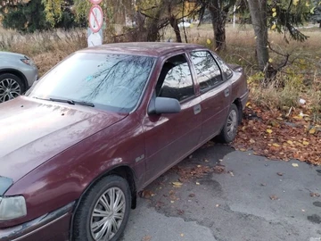 Авто Opel Vectra 1990 № 8170398