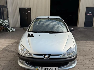 Авто Peugeot 206 2010 № 8170425