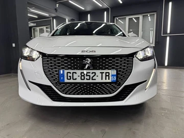 Авто Peugeot 208 2021 № 8170539
