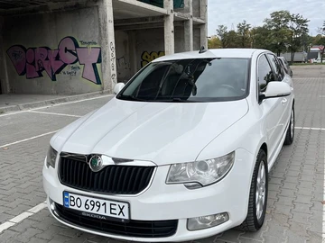 Авто Skoda Superb 2013 № 8170698